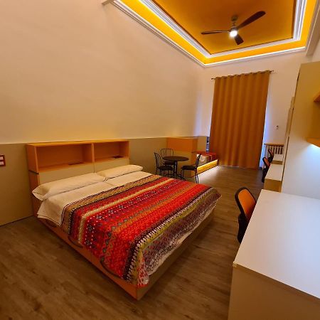 Apartaments Vicus 3 Con Vistas A La Plaza Mayor De 비크 외부 사진