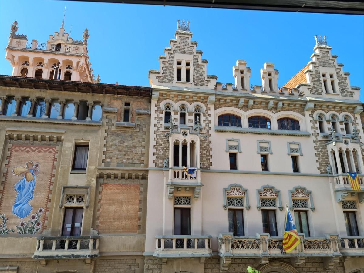 Apartaments Vicus 3 Con Vistas A La Plaza Mayor De 비크 외부 사진