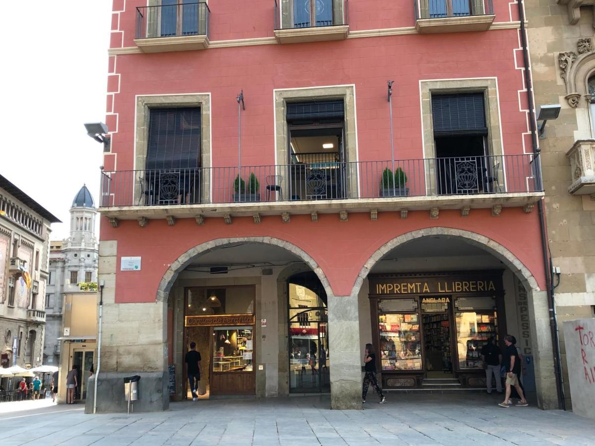 Apartaments Vicus 3 Con Vistas A La Plaza Mayor De 비크 외부 사진
