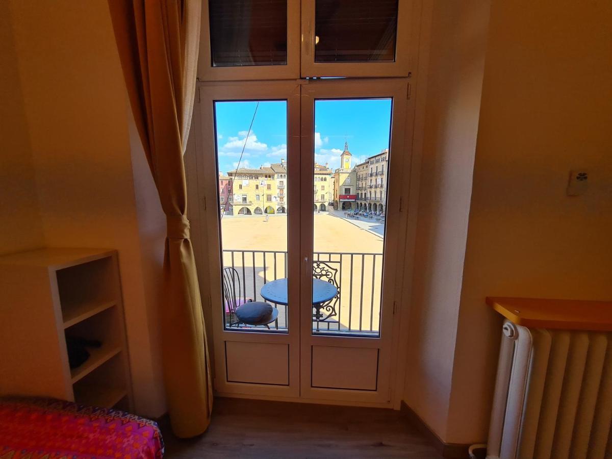 Apartaments Vicus 3 Con Vistas A La Plaza Mayor De 비크 외부 사진