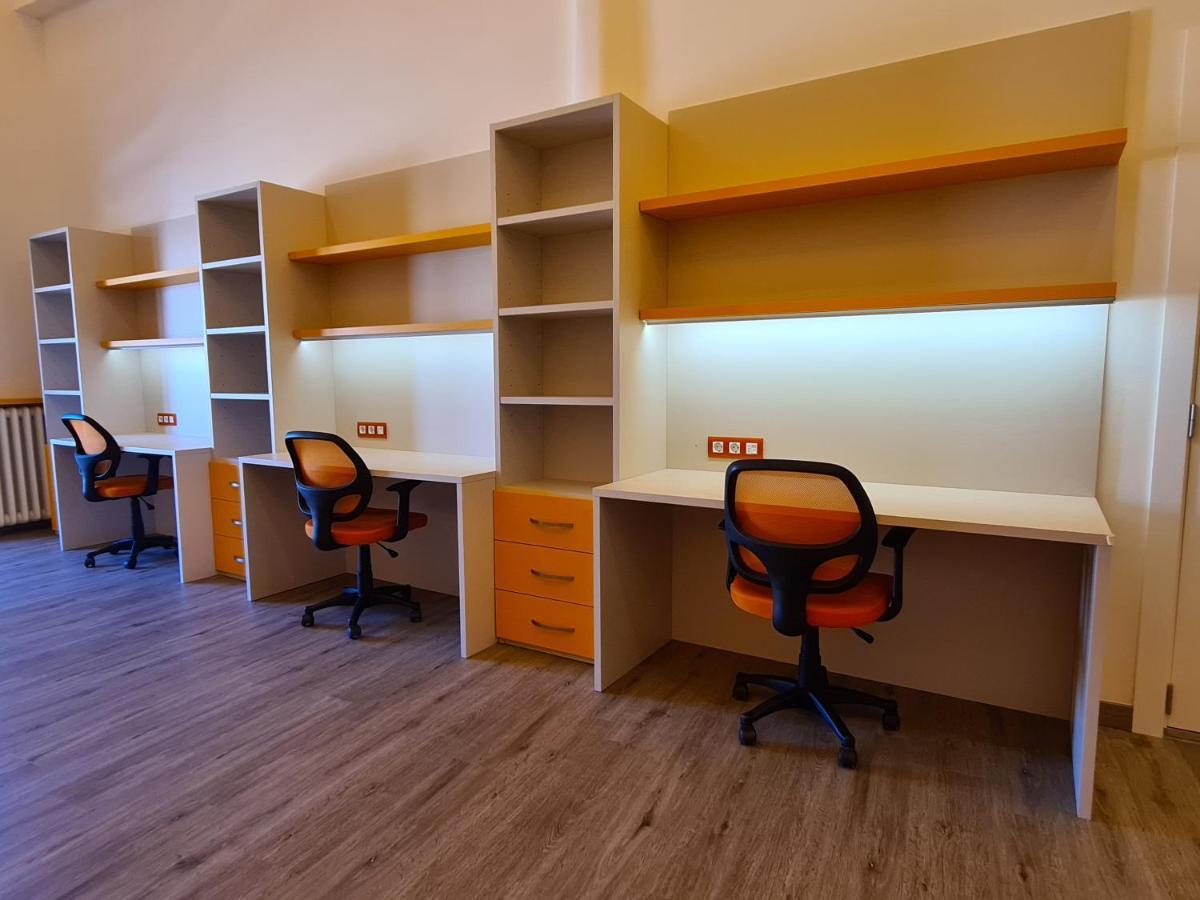 Apartaments Vicus 3 Con Vistas A La Plaza Mayor De 비크 외부 사진