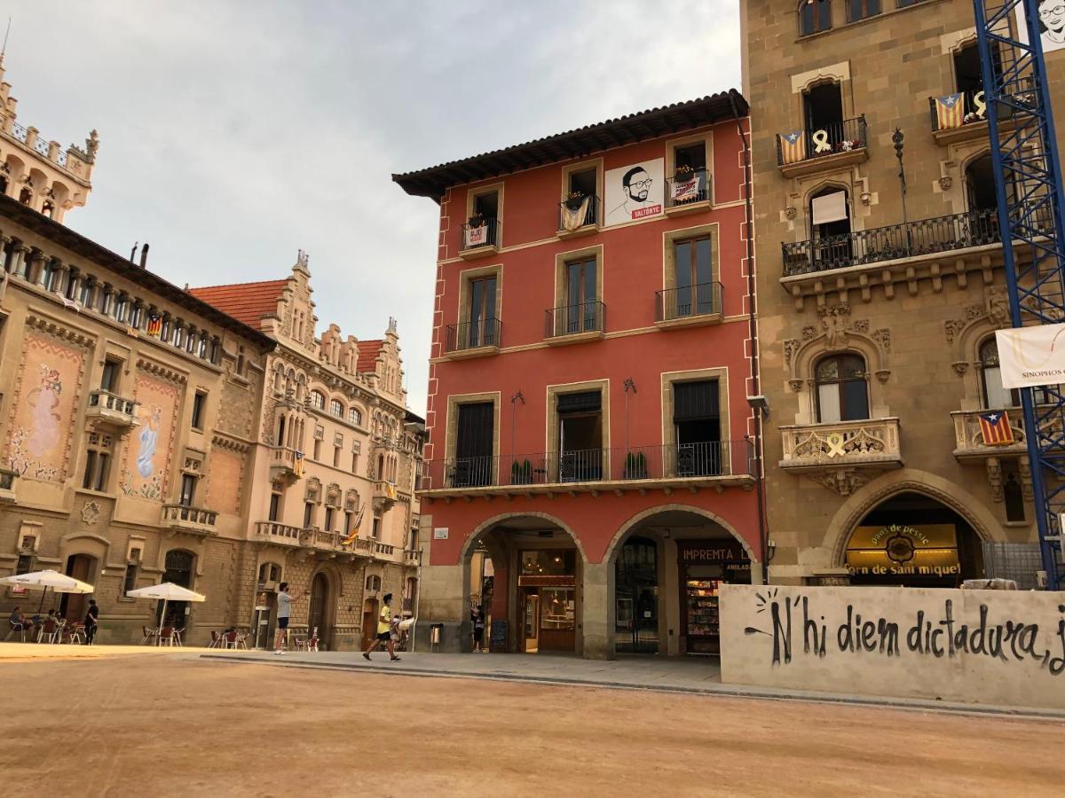 Apartaments Vicus 3 Con Vistas A La Plaza Mayor De 비크 외부 사진