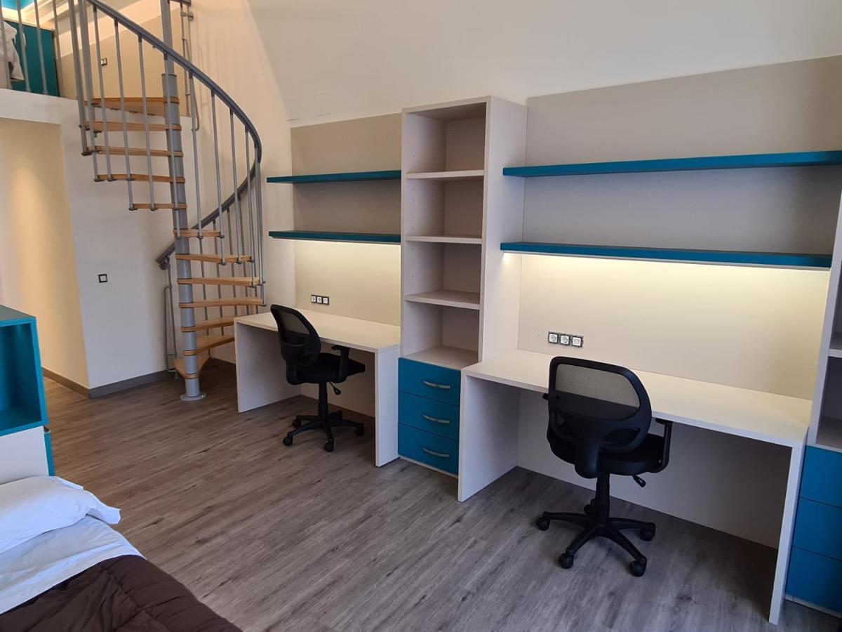 Apartaments Vicus 3 Con Vistas A La Plaza Mayor De 비크 외부 사진